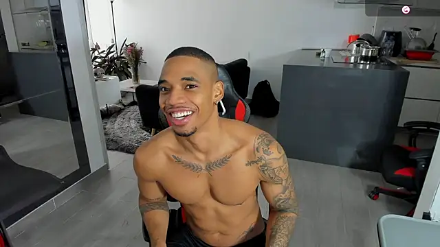 TROYWESLY- online show from October 27, 8:47 pm