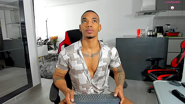 TROYWESLY- online show from October 19, 2:19 pm