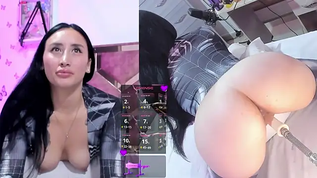 lili moonn online show from April 16, 11:07 pm