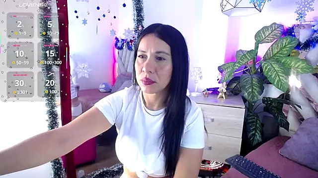 Camille jhonson online show from December 14, 10:32 am