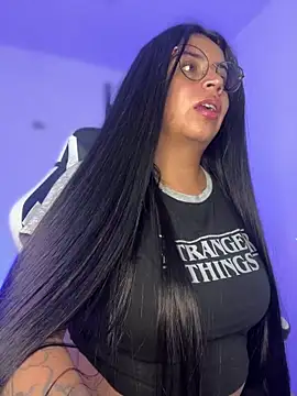 Devilsweet17 online show from March 24, 1:44 am