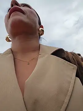 Karen San Miguel online show from March 27, 7:58 pm