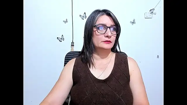 Amie Adams82  online show from July 21, 3:46 pm