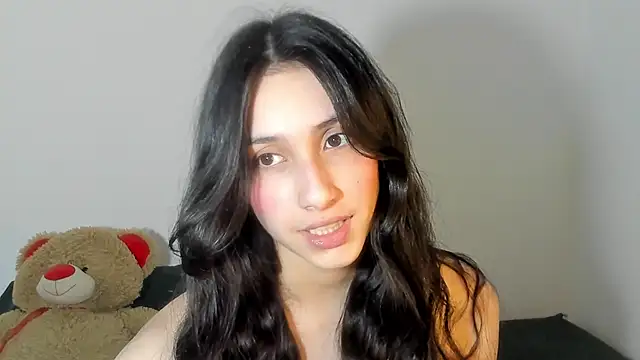 Snapshot of ericbana__ chatting on October 4, 3:56 am ericbana   online show from October 4, 3:56 am