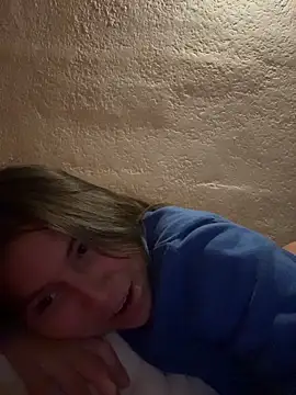 Emily Rowley online show from December 21, 3:55 am