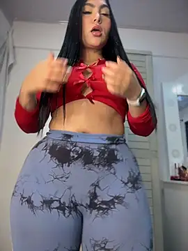 Sarahballiston  online show from April 12, 1:08 am