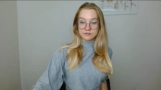 Snapshot of cindi_hot chatting on September 14, 10:24 am cindi hot online show from September 14, 10:24 am