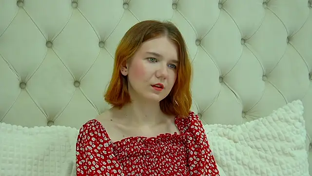 LessySmith online show from September 12, 4:25 pm