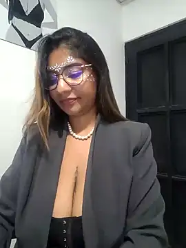 Sofythom1 online show from October 30, 2:25 am