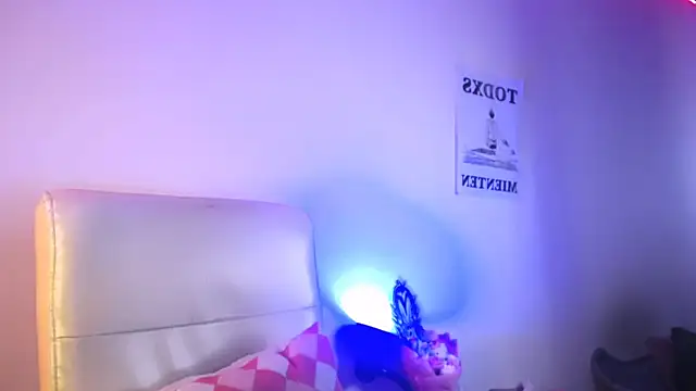 elektraa sky11 online show from October 31, 8:35 pm