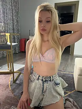 -RIVIERA- online show from April 10, 5:30 pm