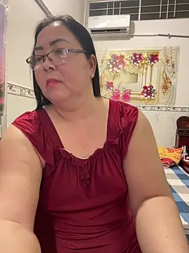 NDith online show from April 1, 1:52 pm