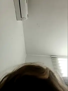 ValkyriaRose online show from January 5, 5:27 pm