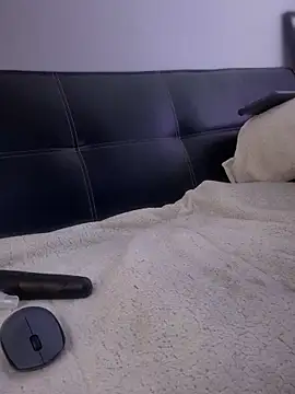 hannaasweet online show from November 18, 11:15 pm