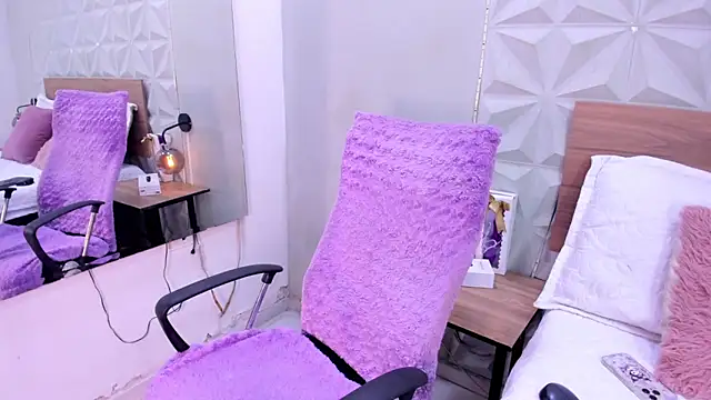 Stacey white  online show from February 24, 10:30 pm