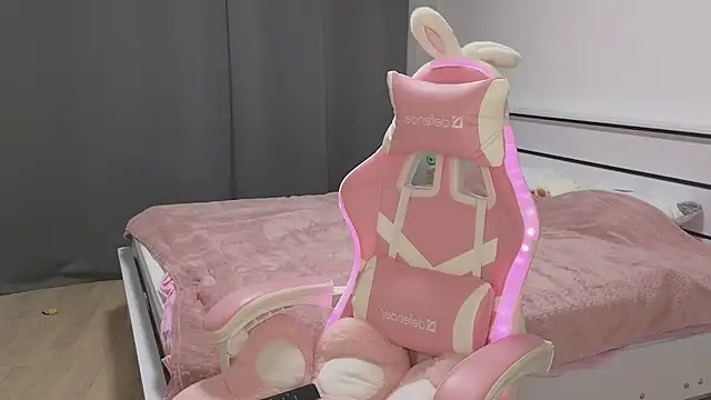 VikiSea online show from September 10, 8:31 pm