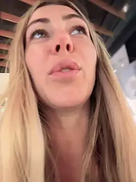 RaquelleDevon online show from February 24, 2:38 pm