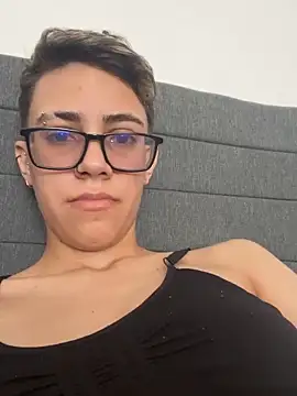 Cutie Shy  online show from February 20, 4:52 pm