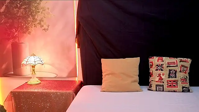 sexybaby22111 online show from November 17, 8:42 pm