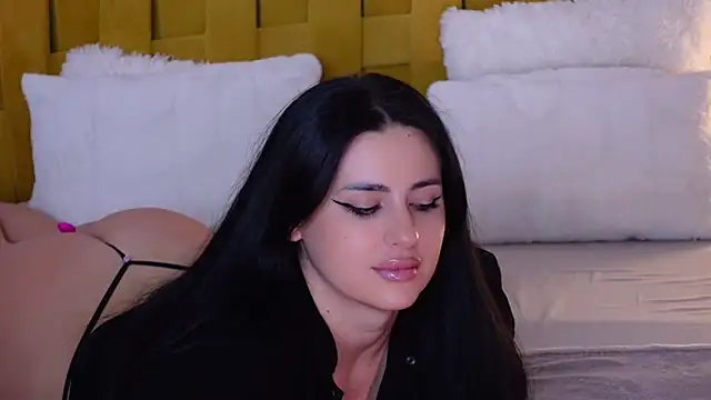 RanyaHermes online show from November 16, 5:46 pm