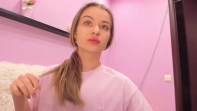 MalloryWest online show from March 21, 4:01 pm