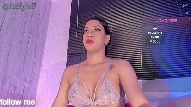Snapshot of LaiilyBell12 chatting on September 23, 12:58 pm LaiilyBell12 online show from September 23, 12:58 pm
