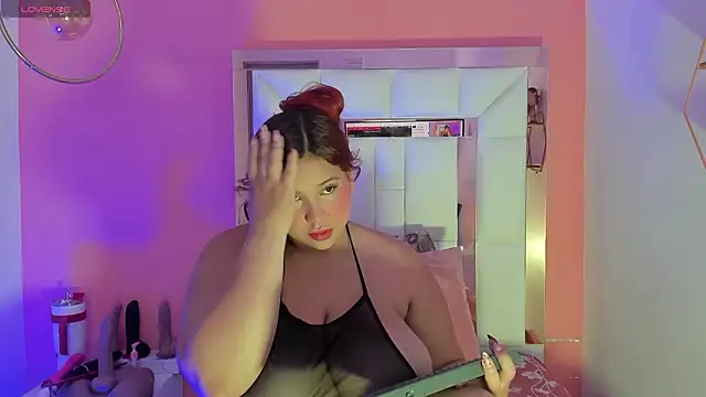 Alanna hot3 online show from March 2, 7:42 pm