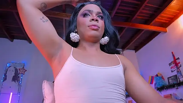 CuteRomi online show from November 28, 7:00 am