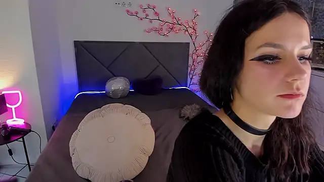 CassieEvans online show from January 18, 7:26 am