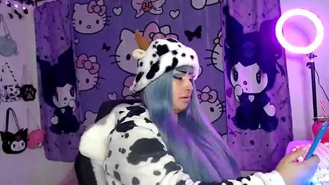 lussyevans24 online show from September 27, 5:36 am