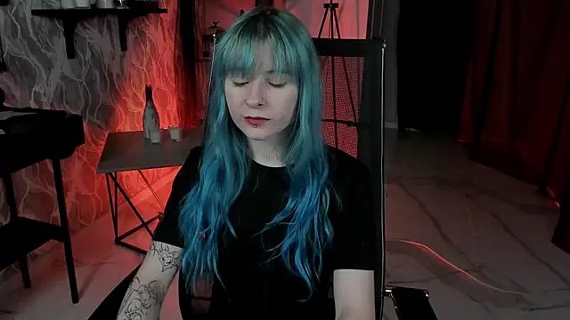 Snapshot of LexiWenford chatting on October 4, 5:57 am LexiWenford online show from October 4, 5:57 am