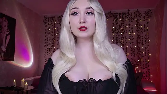 AllisonBlack  online show from November 4, 8:58 pm