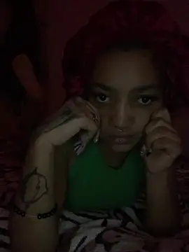 Laanegraofficial  online show from April 16, 9:25 pm