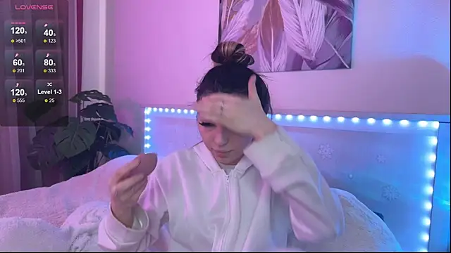 Veronica leal online show from April 7, 7:43 am