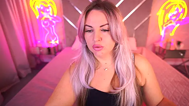 KiraCandyS online show from November 7, 12:16 am