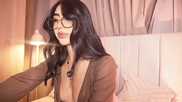 Sara albrecht online show from June 3, 2:45 am