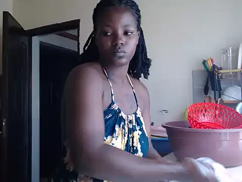 TrishaKalid online show from April 18, 7:22 am