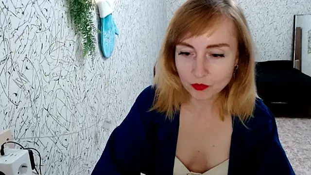 Athena Richards online show from October 10, 6:57 pm