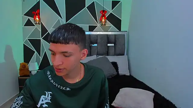 Juan Nd Steven online show from March 5, 4:19 am