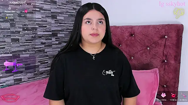 skyhotgirll online show from October 22, 2:38 am