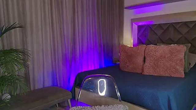 Ameliadickens online show from February 22, 12:50 pm