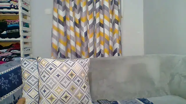 Petite 254 online show from March 20, 12:26 am