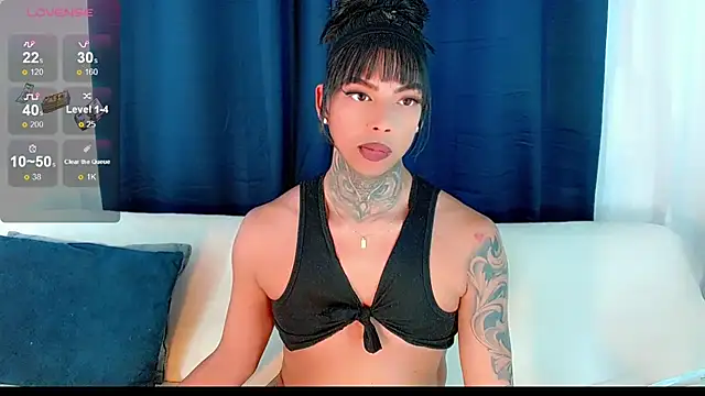 Snapshot of laura_sweett120 chatting on September 12, 9:44 pm laura sweett120 online show from September 12, 9:44 pm
