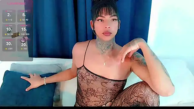 Snapshot of laura_sweett120 chatting on September 15, 9:55 pm laura sweett120 online show from September 15, 9:55 pm