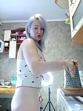 Tina Alev online show from September 30, 7:25 am