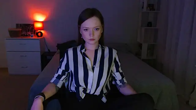 Allaria online show from March 27, 5:46 pm