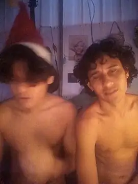 pedrodavid  online show from December 21, 11:41 pm