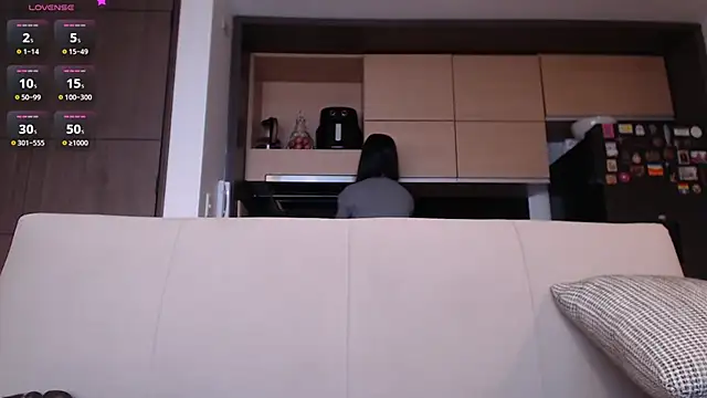 guccipussy1 online show from May 18, 2:21 am
