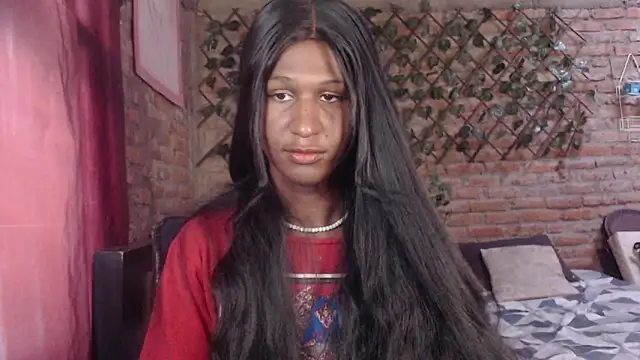 Angell Dustt  online show from December 21, 7:40 pm