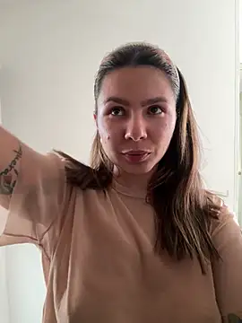 SofiaG  online show from February 9, 8:44 pm